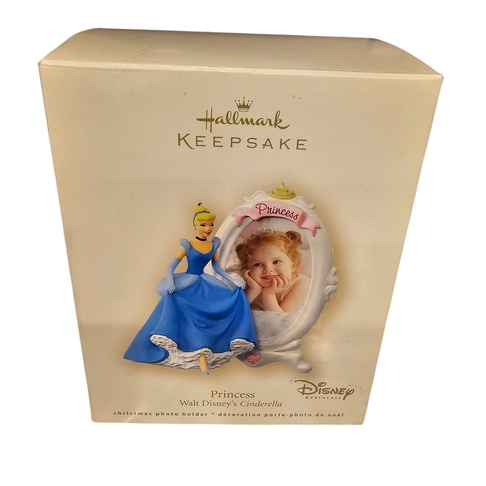 Hallmark Keepsake Disney Princess Cinderella Blue and White Ornament 2007‎